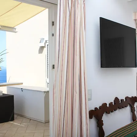 Tramonto In - Sea View Apartment *